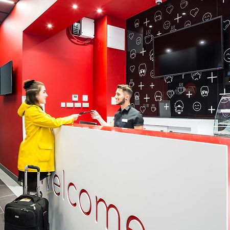 Tune Hotel Liverpool Ngoại thất bức ảnh