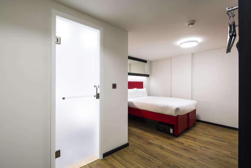 Tune Hotel Liverpool Ngoại thất bức ảnh
