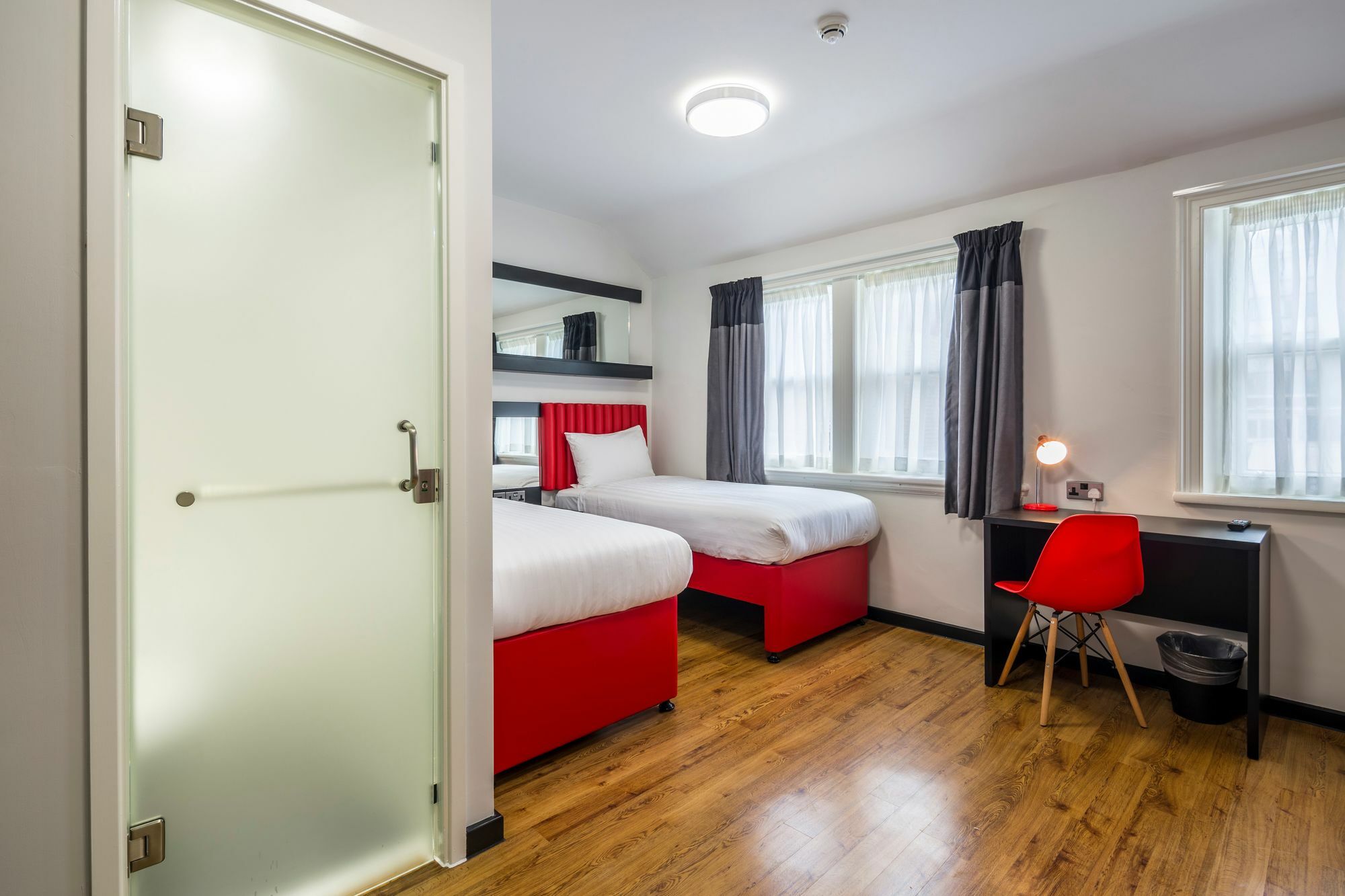 Tune Hotel Liverpool Ngoại thất bức ảnh