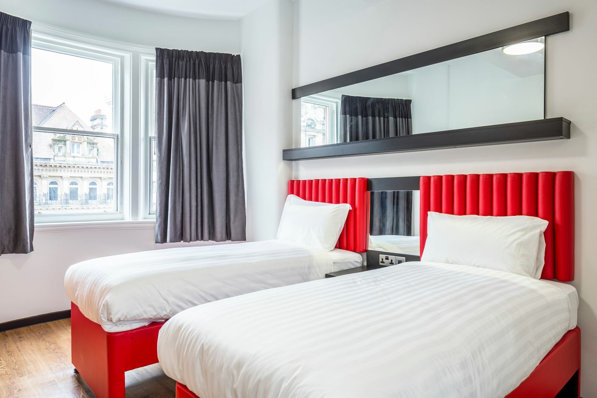 Tune Hotel Liverpool Ngoại thất bức ảnh