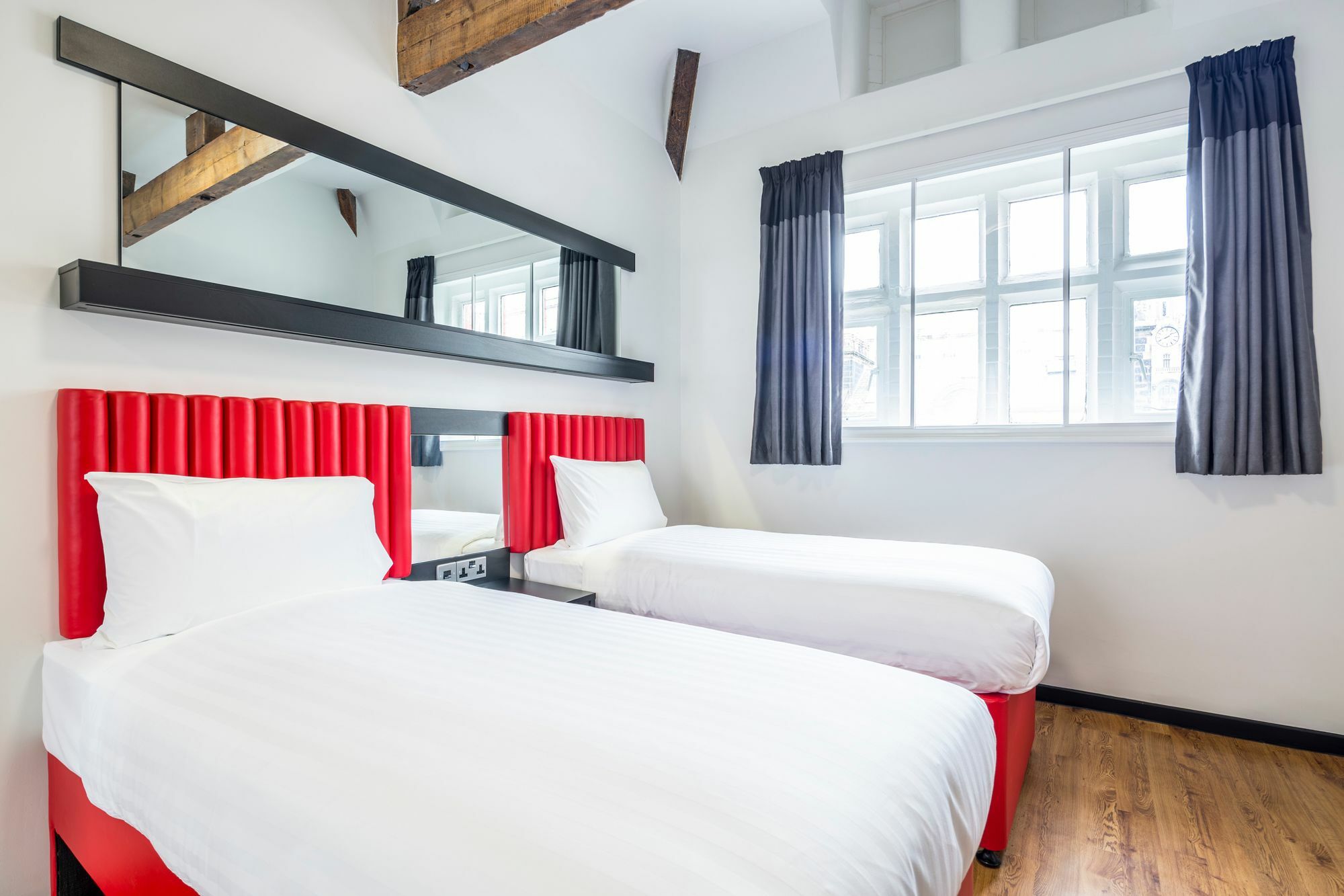 Tune Hotel Liverpool Ngoại thất bức ảnh