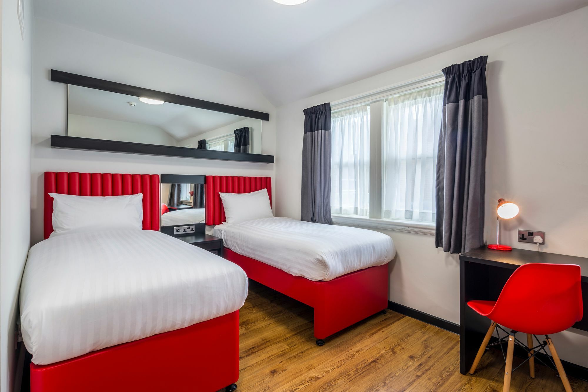 Tune Hotel Liverpool Ngoại thất bức ảnh